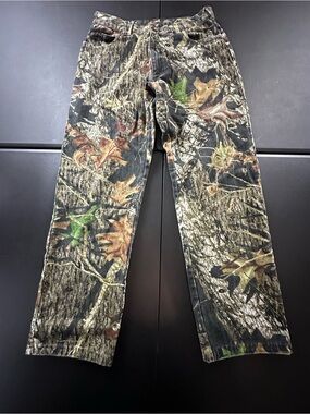 Cabela’s Men's  baggy Hunting Pants in Camo